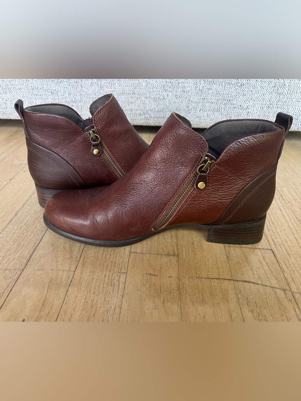 Munro Brown Leather Side-Zip Ankle Booties